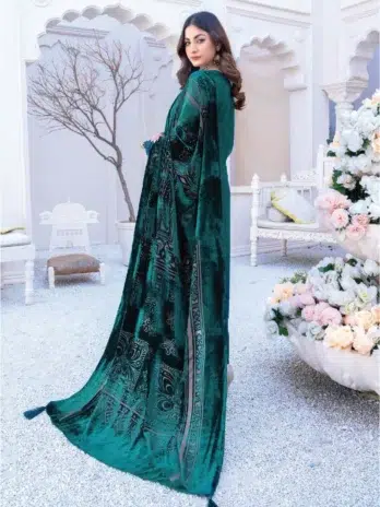 Shumail By Riaz Arts D-01-2 in Deep Sea Green
