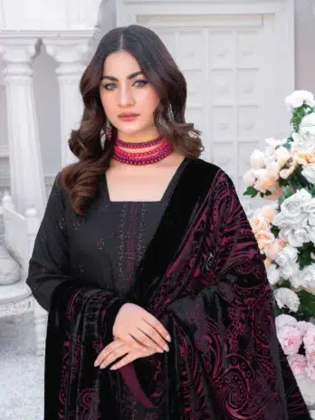 Shumail By Riaz Arts D-05-3, black embroidered viscose shirt with velvet shawl