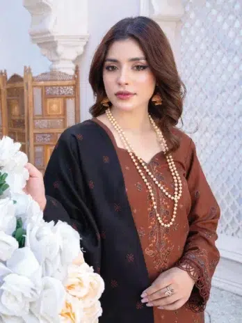 Zoha By Riaz Arts D-01-3 in Mule Fawn color