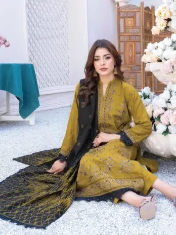 Zoha By Riaz Arts D-04-4, Satin Sheen Gold color