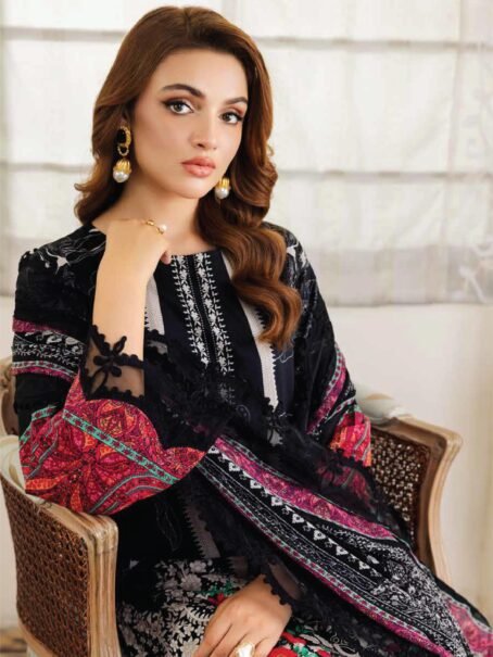 Range By Charizma Vol 2 CRN4-13 -3, Black color, embroidered chiffon dupatta close-up.