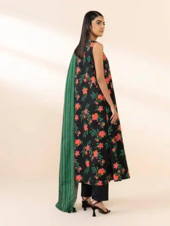 Sapphire Printed Khaddar D-03 -2, Black color, digital printed khaddar shirt back and sleeves view.