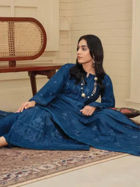 "Complete unstitched outfit set of Dil E Naaz By Aalaya D-07 in Blue"