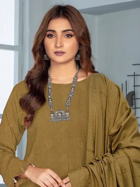 "Heer by Aalaya ART-06 in Dirt Brown - Sleeve and neckline detailing"