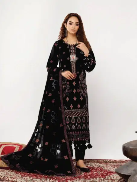 Rangraiz By Mahay D-03 Black Color Front View Luxury Embroidered Outfit