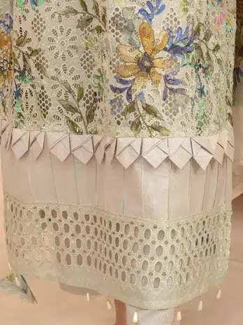 Amelle by Aalaya D-03-03-01