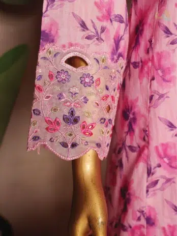 Riwayat Embroidered Airline Style E-57-03-01