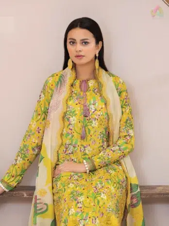 Closeup of Organza Embroidered Front Bunch with Boring Embroidery – Gulal D-08