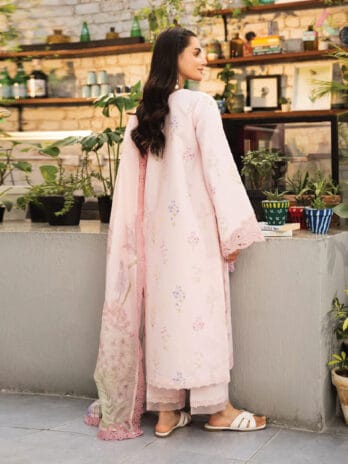 Back View – Rang Rasiya Gardenia Lawn Shirt and Slub Textured Dupatta Design