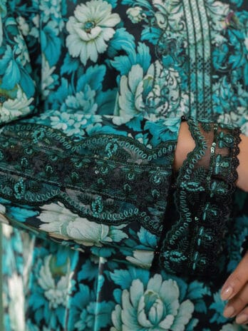 Close-up of embroidery – sequin embroidered organza lace on Noa by Brenish D-01