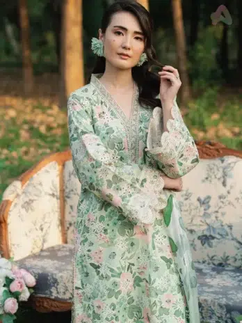 Close-up of embroidery and fabric detail on Cinq Summer Cocktail Lilium, highlighting fine stitching and elegant design from Cinq new arrivals