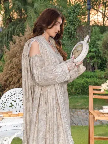 Full 3-piece suit of Aalaya D-01 with shirt, dupatta, and plain trouser