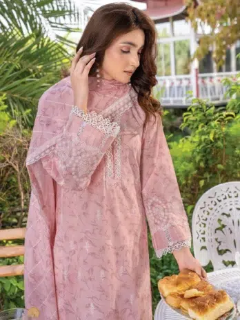 Embroidery detail on Aalaya lawn D-05 shirt