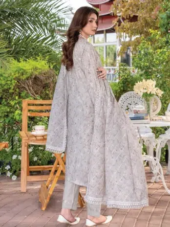 Aalaya D-06 back view – digitally printed design