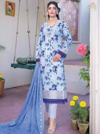 Front view of Lawnkari By Riaz Arts 2005 embroidered lawn shirt
