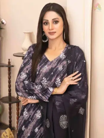 Detailed close-up of embroidered daman and neckline of D-1368 shirt