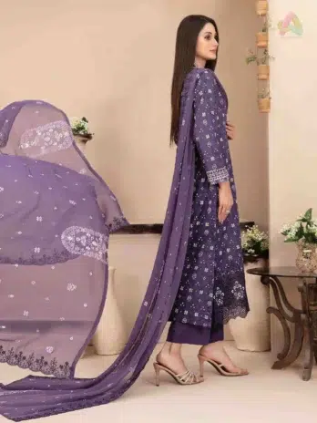 Back side of Tawakkal D-1369 with digital print and minimal embroidery