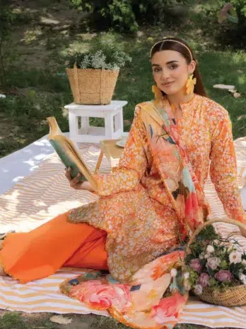 Close-up of embroidery on the neckline and zari work on the dupatta of Morja by Gulljee Vol 4 D-01.