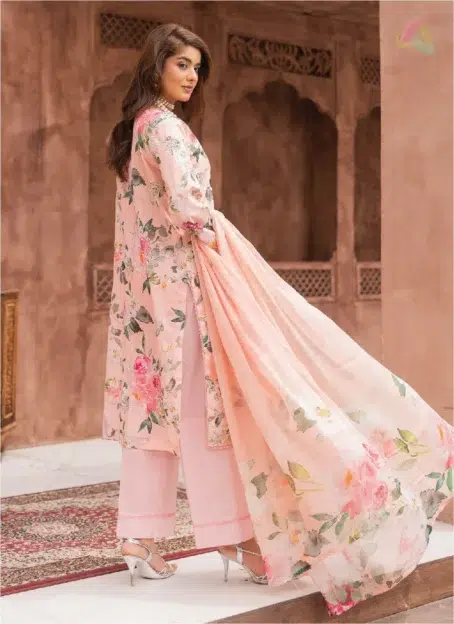 Back design of Sanam Saeed by Puri Fabrics D-01 with digital print