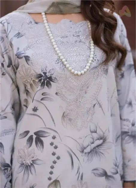 Close-up of embroidery and digital print details on Sanam Saeed by Puri Fabrics D-06, highlighting premium craftsmanship.