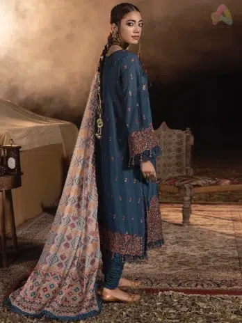 Back image of Multikaari 3037 showing multi-thread schiffli embroidery work, designed for women’s festive and formal wardrobe needs