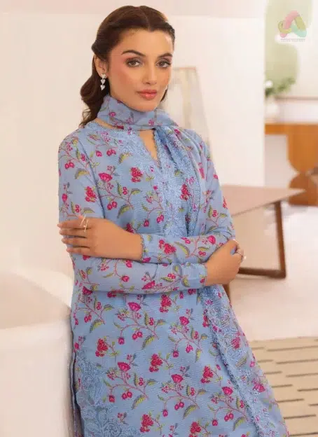 Close-up of embroidered neck and organza bunch from Zavi D-04, highlighting fine craftsmanship and premium quality from the Brenish lawn 2025 collection