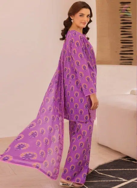 Back side of Zavi by Brenish D-09 showing soft, digitally printed Bana Dora lawn for a breathable, coordinated seasonal look