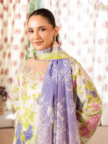 Close-up of Mahi Nur by Brenish Vol 1 D-01 highlighting organza embroidered bazu lace and fine quality digital print on soft lawn fabric.