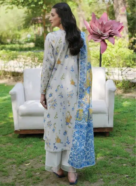 Back view of Twinkling by Binaas D‑04, featuring elegant digital printed lawn design from the stylish Binaas clothing new collection 2025.