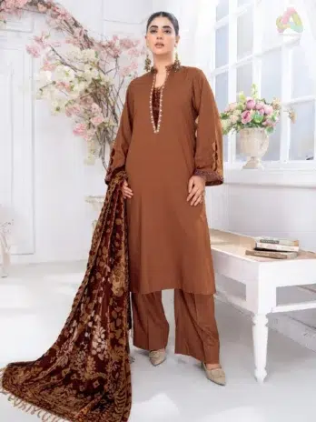 Pahali by Riaz Arts D-07 front design showing Dhanak Zari Wool Shirt with Velvet Cutwork Shawl and Plain Trouser for luxury winter fashion.