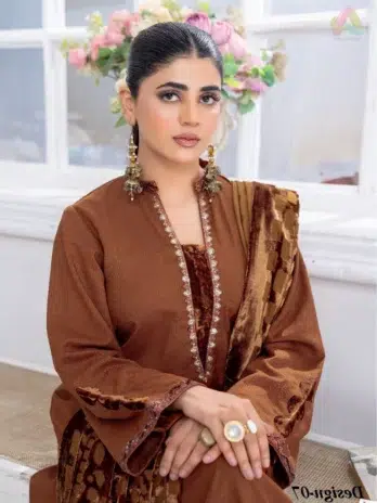 Pahali by Riaz Arts D-07 close-up embroidery detail on Dhanak Zari Wool Shirt with Velvet Cutwork Shawl, showcasing premium craftsmanship.