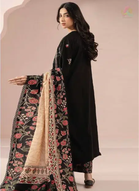 Zellbury by Al-Rahim Textile D-04 back view highlighting embroidered shirt and printed cambric trouser with stylish Doria dupatta from Zellbury Fabric Collection.