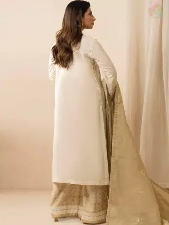 Back view of Zellbury by Al-Rahim Textile D-05 three-piece suit highlighting embroidered details on lawn fabric and elegant design for women.