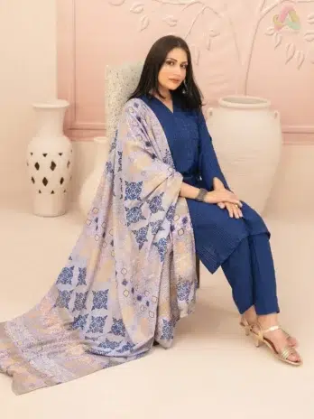 Back View: Nazaaha By Tawakkal D-5011 back view highlighting the fine finish of leather peach shirt and matching shalwar fabric.