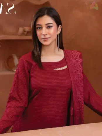 Rang E Mehfil By Mahay Vol 2 D-06 close-up highlighting velvet jacquard shawl texture and fine fabric craftsmanship