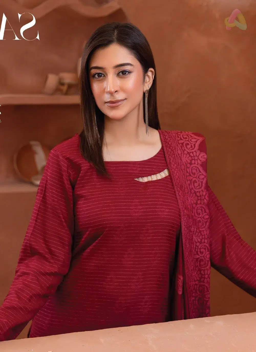 Rang E Mehfil By Mahay Vol 2 D-06 3 Rang E Mehfil By Mahay Vol 2 D-06 close-up highlighting velvet jacquard shawl texture and fine fabric craftsmanship