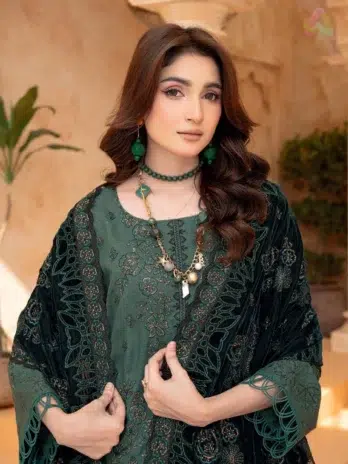 Close-up of Sang E Mah By Riaz Arts D-01 highlighting intricate embroidery and fine peach fabric texture.