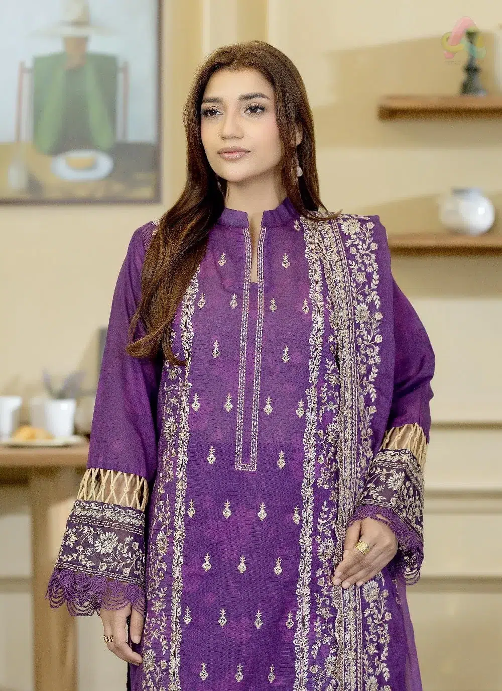 Lala Zar by Johra JS-506 3 Close-Up Image: Close view embroidery on lawn – Lala Zar by Johra JS-506