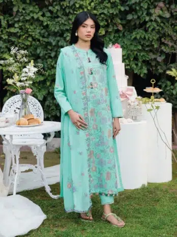 Front Image: Whiscal by Celts D-02 embroidered lawn front with neckline detail