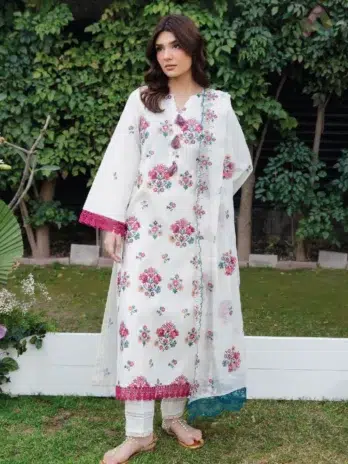 Front Image: Whiscal by Celts D-03 embroidered lawn front with detailed neckline